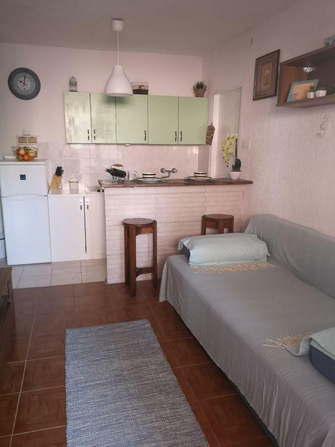 Apartmani Sarm ヴィル エクステリア 写真